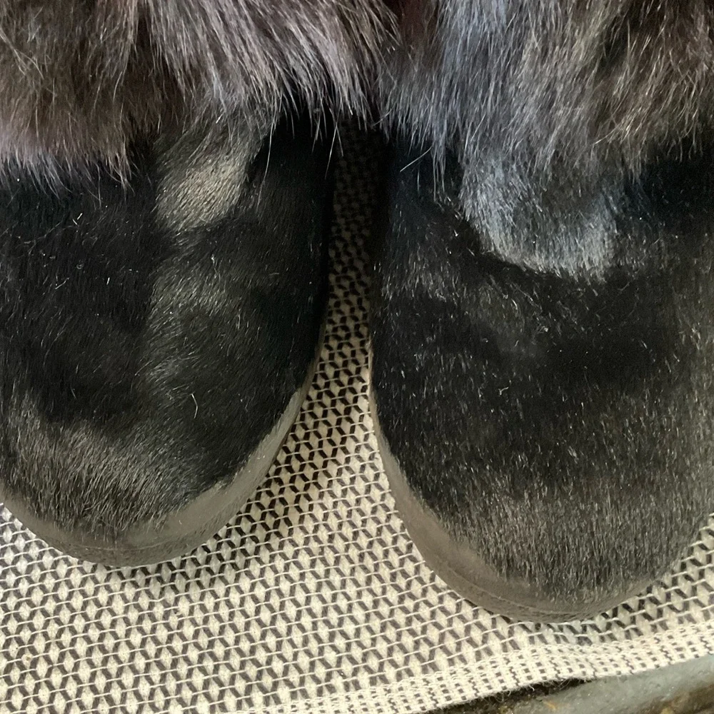 TEMARICA ITALIAN BLACK FUR SKI BOOTS WITH‎ EMBROIDERED REINDEER 37Italy/6.5 US